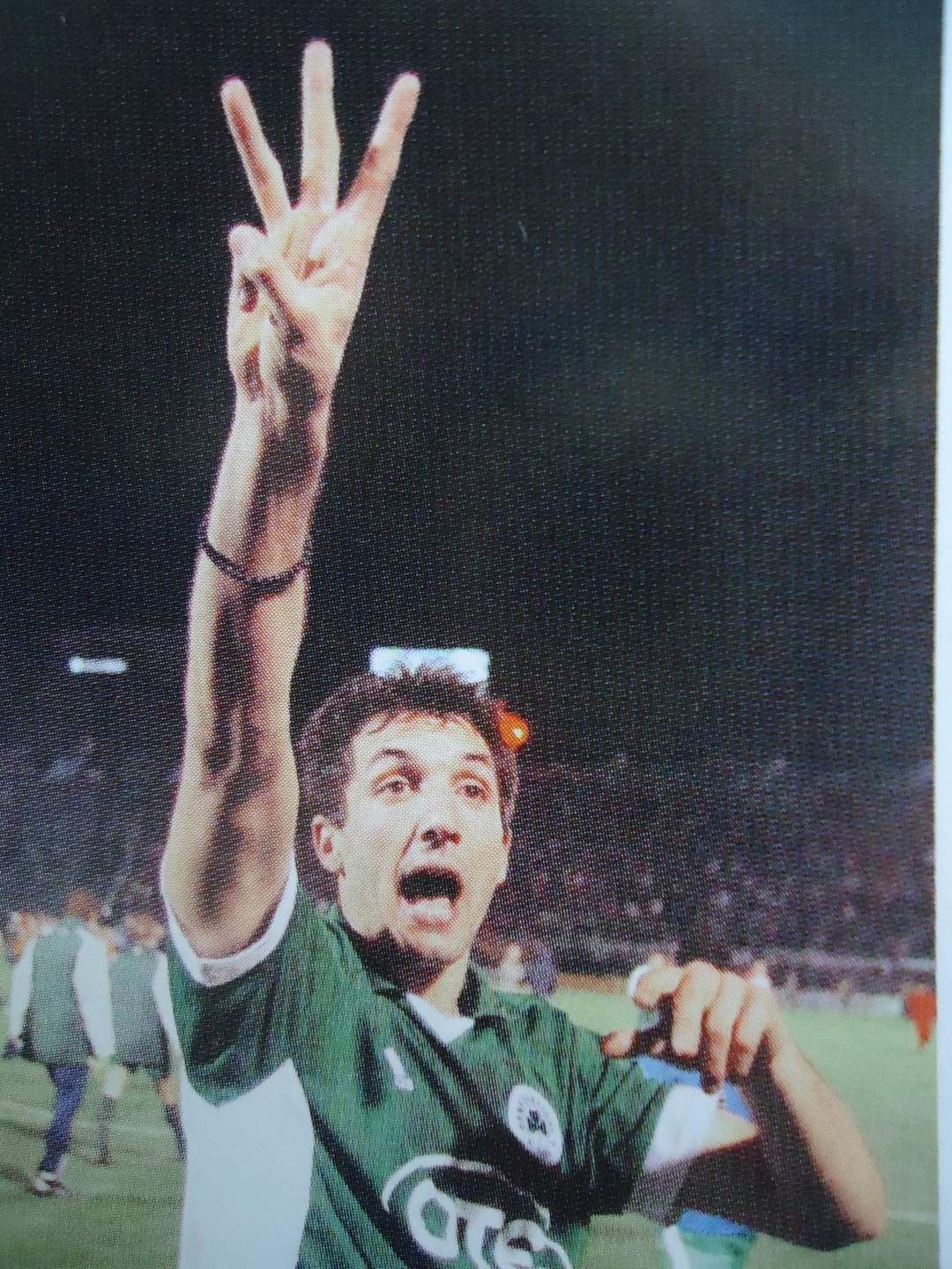 Andreas Papathanasiou (13Bistakis) / Twitter