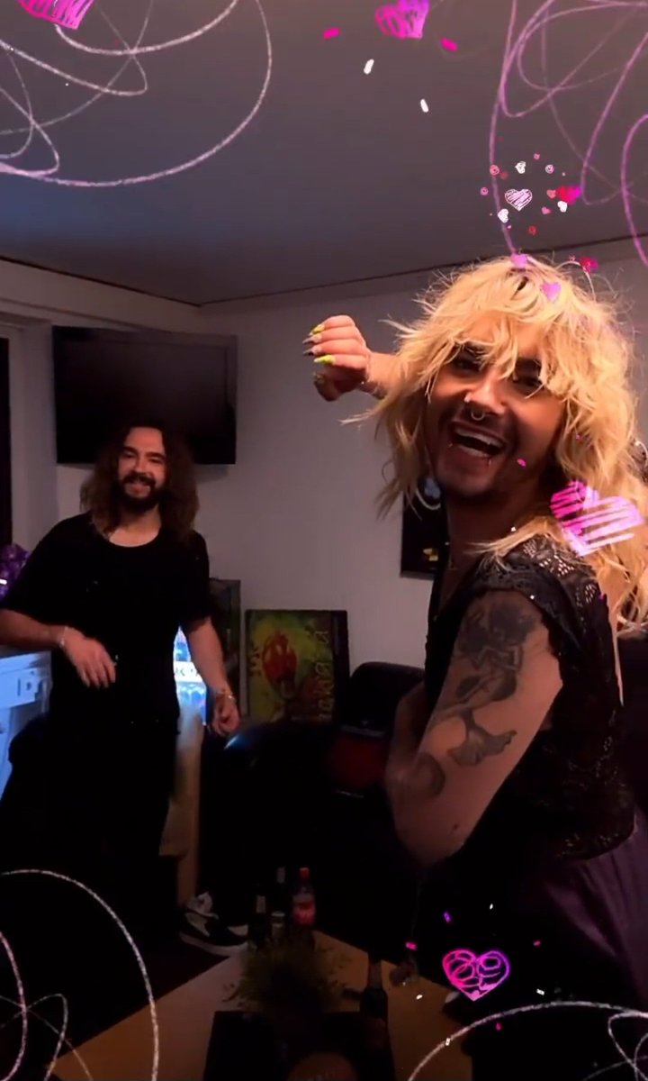 Bill!! AHHHHHHHHHHHH. 🤭 (JUMPING UP AND DOWNA) 😭😭😭😭