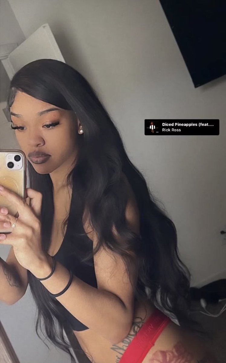 who can i send my nudes to ? retweet this💦💗