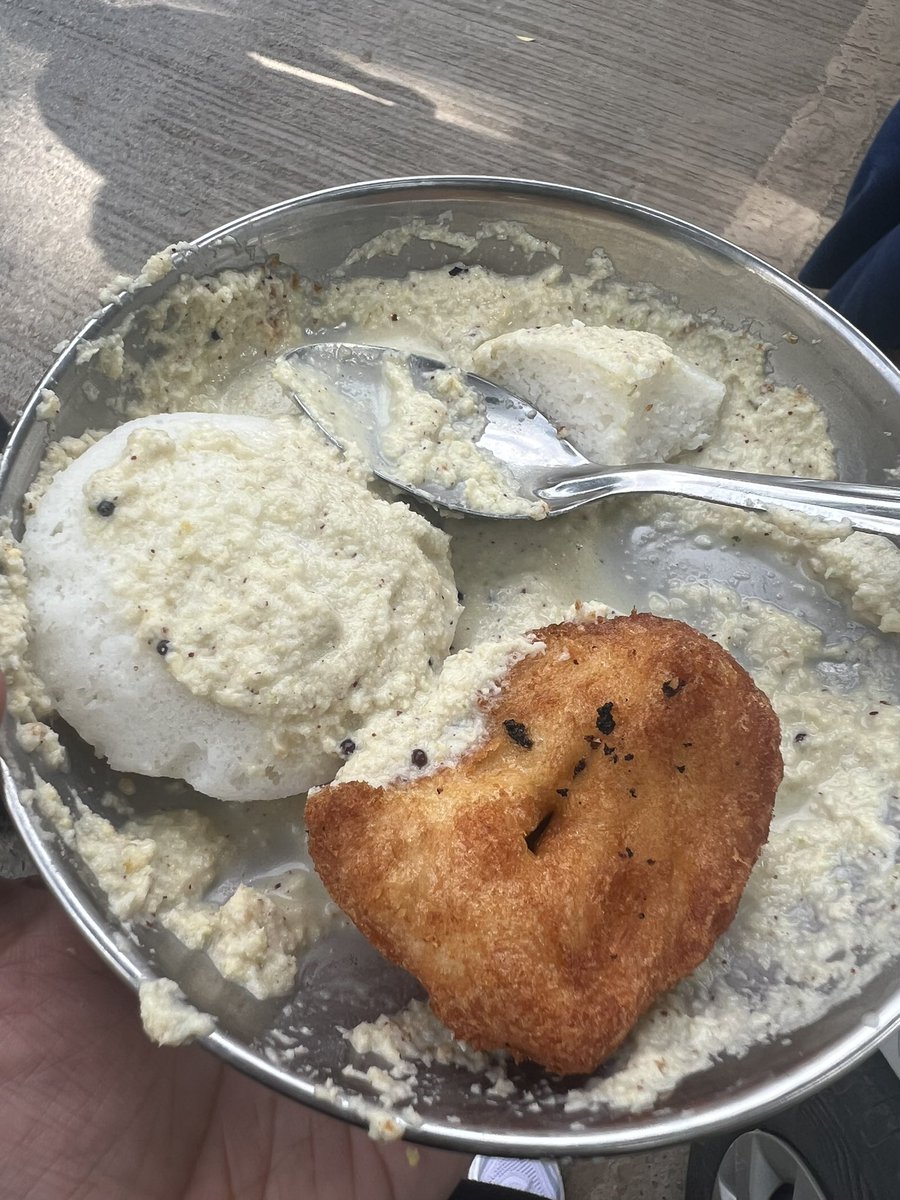 Aastha82's tweet photo. Mornings done right. #bombae https://t.co/ivV55qvtnT