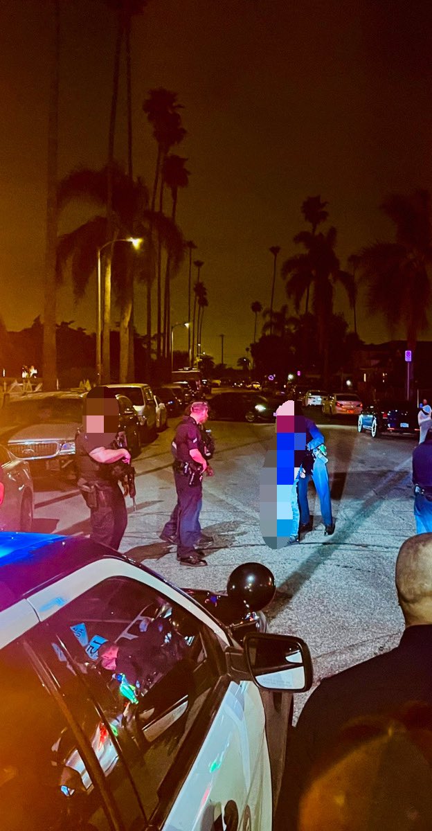 Thanks  for the #backup <a href="/LAPD77thSt/">LAPD - 77th Street</a> #Patrol &amp; <a href="/LAPDairsupport/">LAPD Air Support</a> ! Code 4!  Suspect wanted for <a href="/LAPD77thSt/">LAPD - 77th Street</a> Attempt Murder in custody! #GND and <a href="/USMS_PSWRFTF/">Pacific Southwest Regional Fugitive Task Force</a> doing their part to keep the community safe. #complynowcomplainlater #LAPD <a href="/LapdWoodyard/">Deputy Chief Gerald Woodyard</a> <a href="/USMarshalsHQ/">U.S. Marshals Service</a>