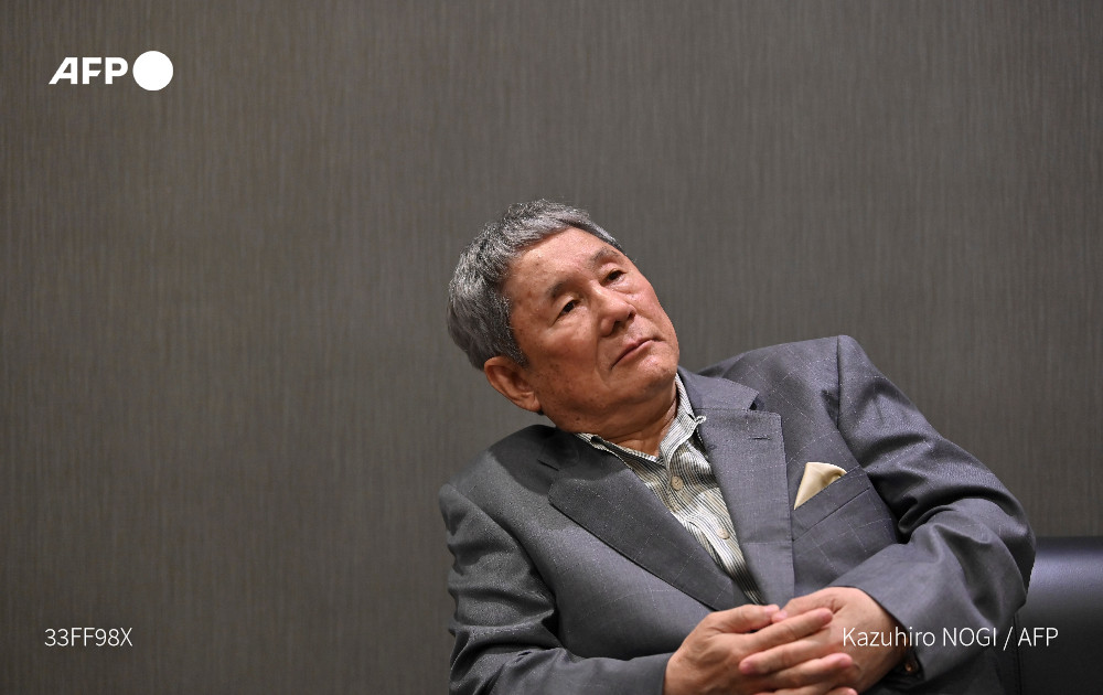 My colleague @EtienneAFP and I interviewed Takeshi Kitano about his new movie 'Kubi' which will premiere at Cannes. The cult Japanese filmmaker told @AFP he strives to remain 'indifferent' to success u.afp.com/iEc4 #首