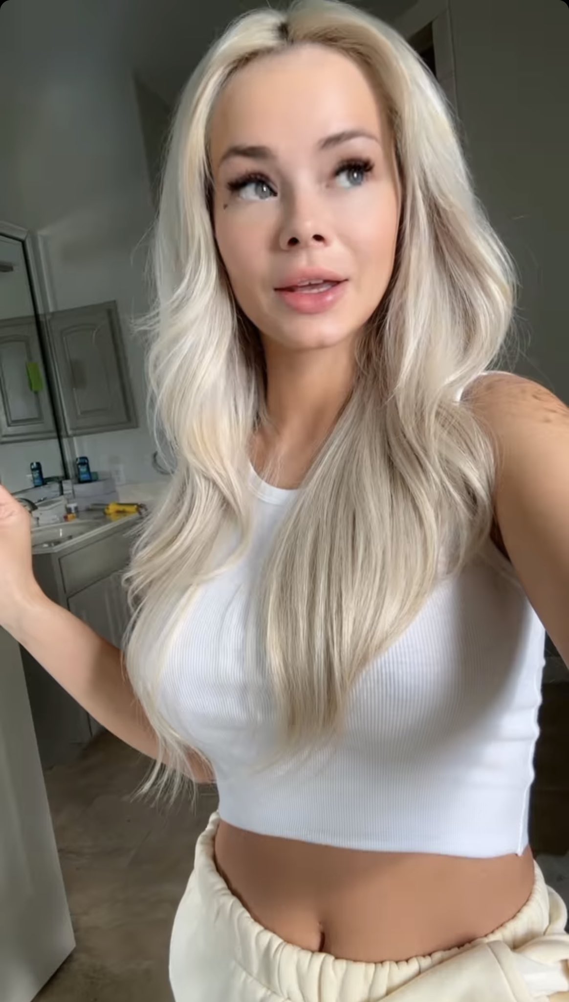 Elsa jean elsajea7455756 twitter