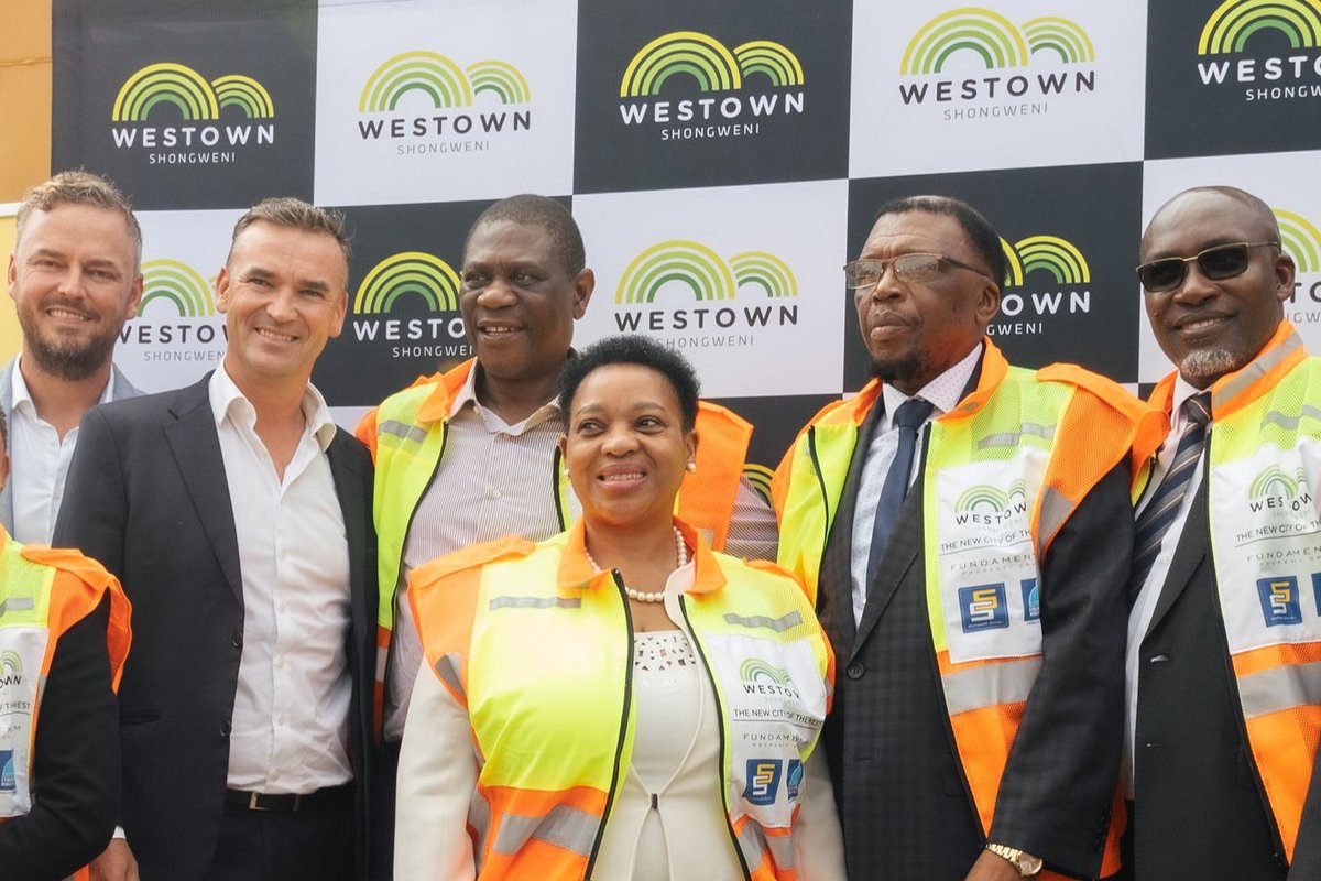 Thank you to the Presidency <a href="/PresidencyZA/">The Presidency 🇿🇦</a>, Deputy President Mashatile <a href="/PMashatile/">Paul Mashatile🇿🇦</a>, Premier Dube-Ncube, Major Kaunda and your teams for the ongoing and further support of Westown, Shongweni. The future is bright in KZN with the building of this new city for all South Africans. A