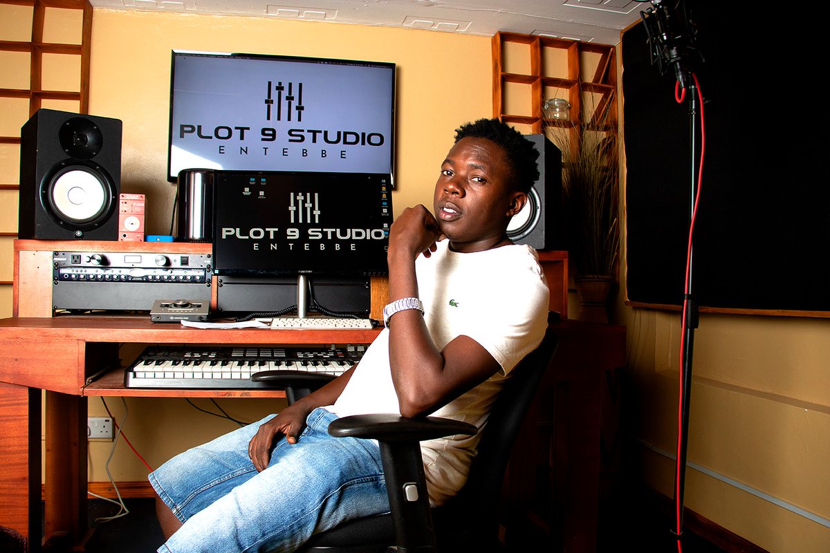 geniusgoddy's tweet photo. Goodmorning from this side 
#Beats_Genius https://t.co/EruwxnwMaE
