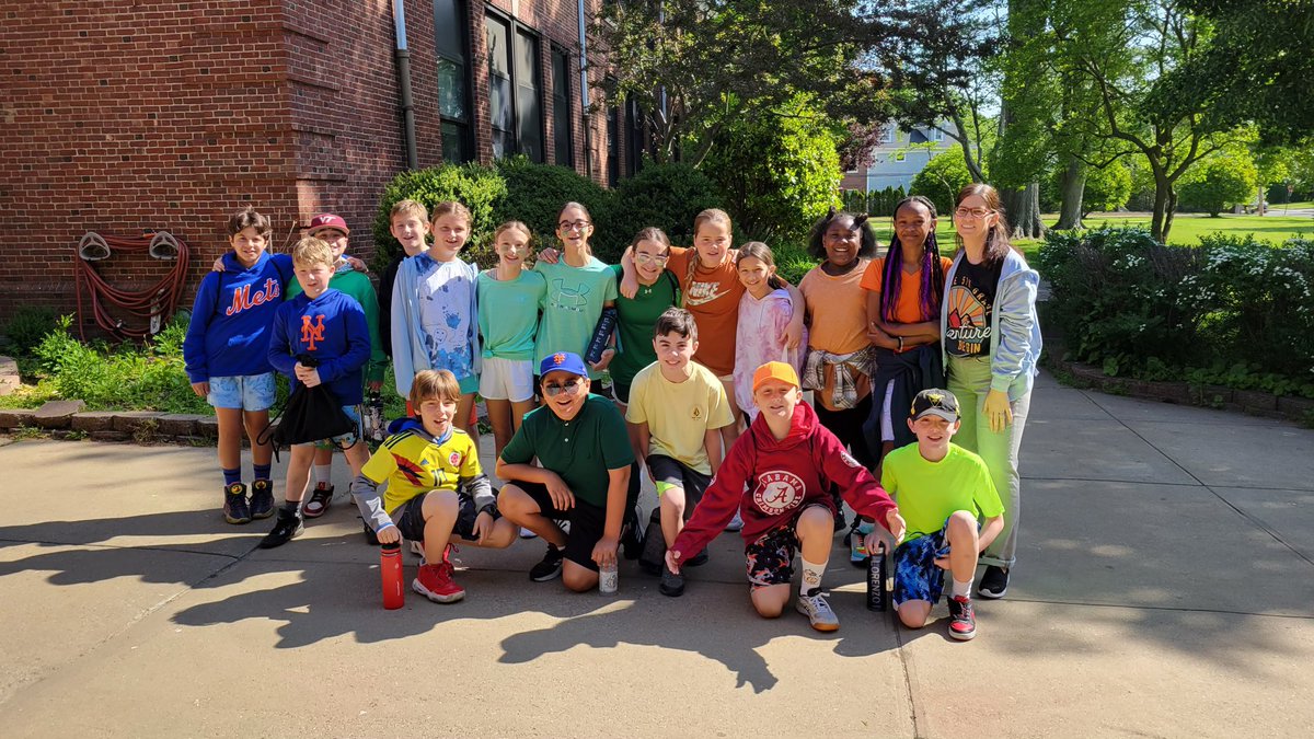 PtaSshs's tweet image. Oh what fun! @RVCSchools #GameOnRVC #LikeACyclone