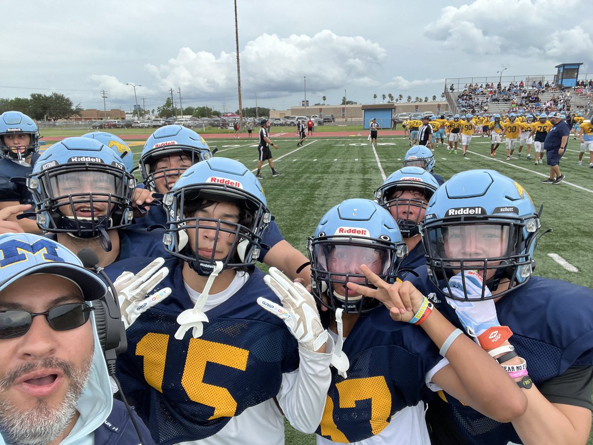 The good guys snagged one in the game. Great job guys with spring ball and carry it to the upcoming season!! #getapicktakeapic #Moravation