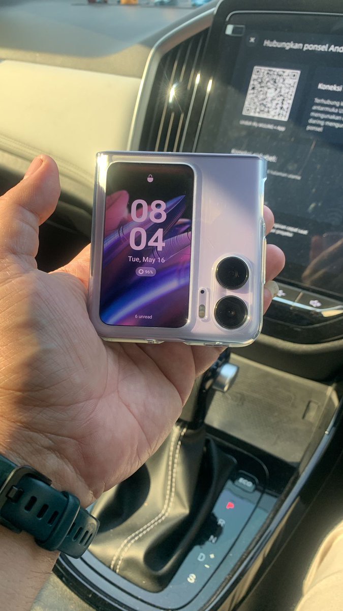 rant_doank's tweet photo. Welcome #OPPOFindN2Flip https://t.co/wC8QyGjYob