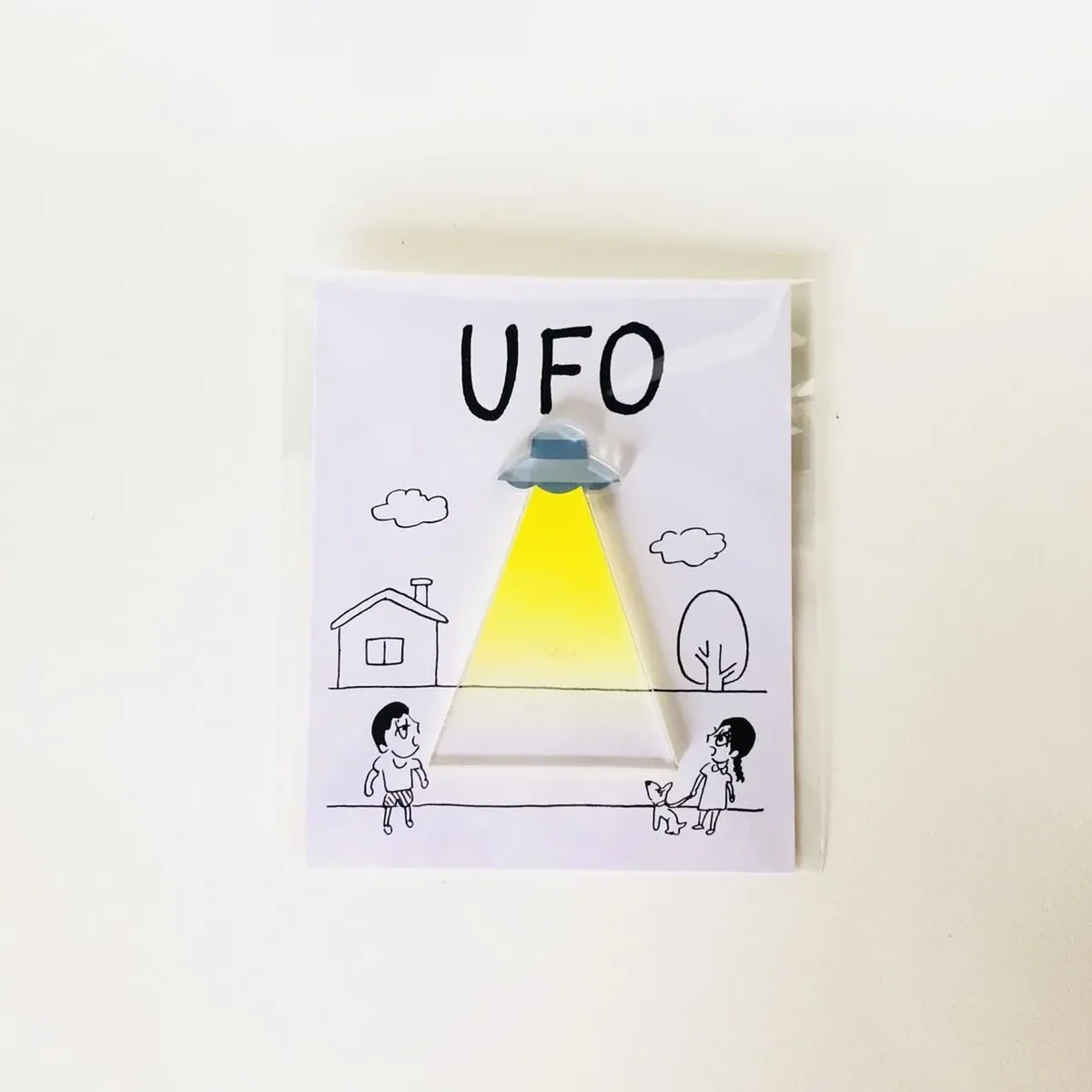 UFOに連れ去られてしまう！？つけるだけで可愛さ倍増！夢の「UFOブローチ」。