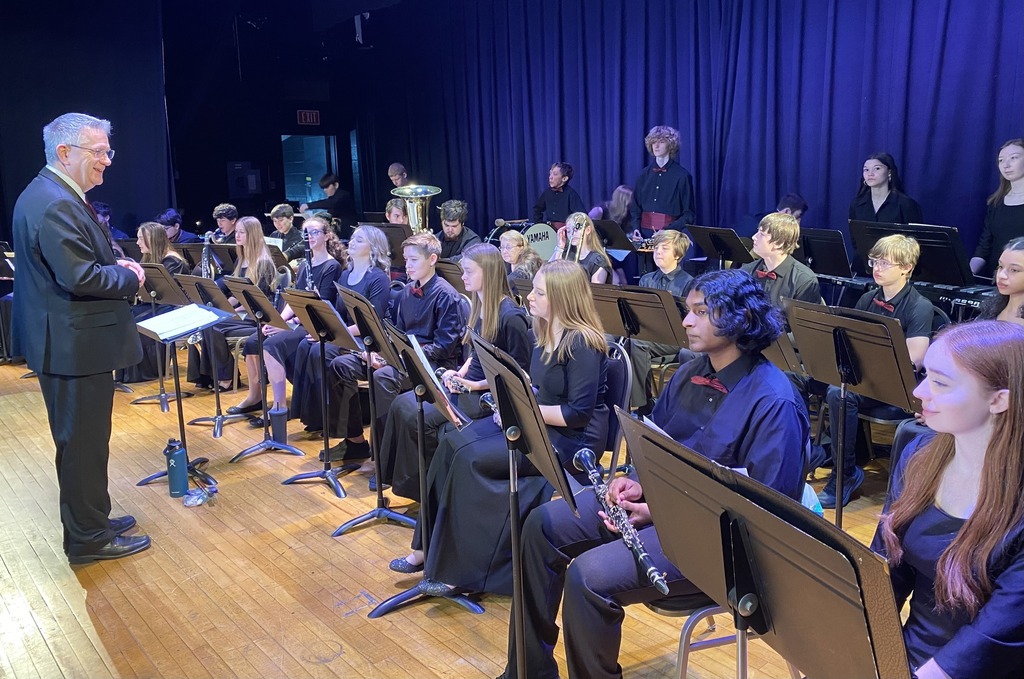 SbyChristian's tweet photo. 𝐓𝐡𝐫𝐨𝐰𝐛𝐚𝐜𝐤 𝐓𝐡𝐮𝐫𝐬𝐝𝐚𝐲:
Yet again this year, our 8th - 12th grade concert band was invited to serve as the musical presenter for the Salisbury Area Prayer Breakfast.  We are proud to be a part of this local tradition!
#SCSJags #SCSProud https://t.co/M4eivoLLTw https://t.co/5aB7OK8U68