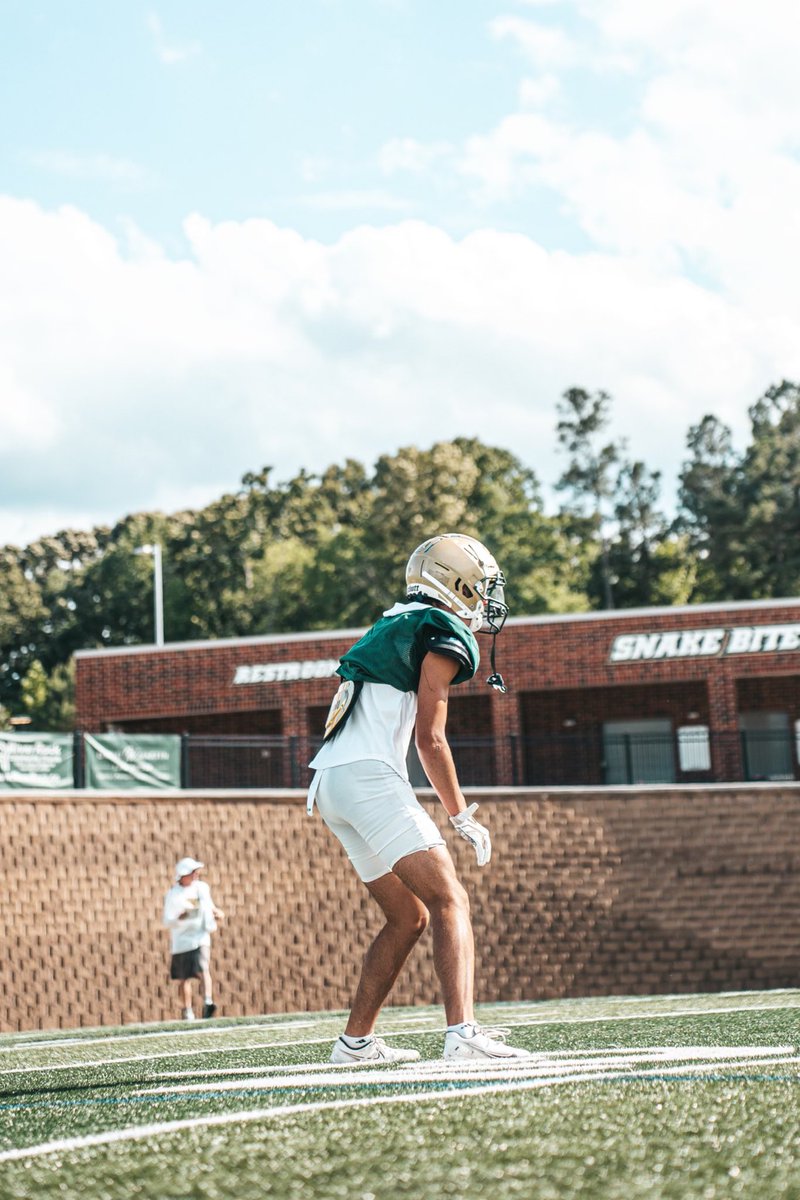 JudahPonce1's tweet photo. Spring ball🫠 https://t.co/lzKFc2AtRK