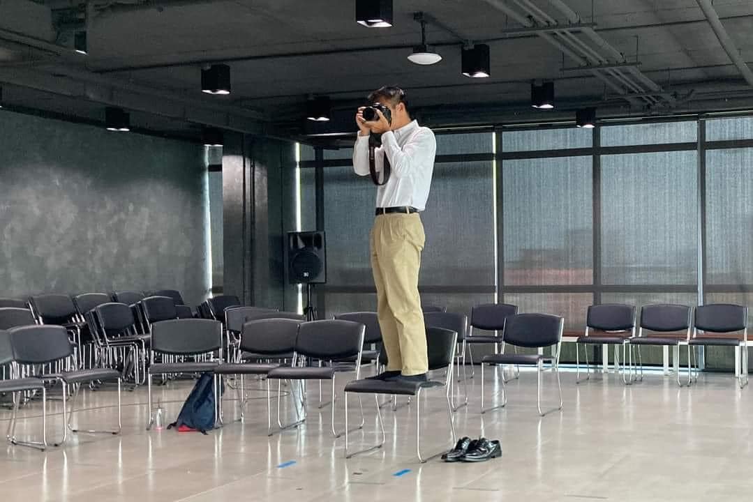 somsakjeam's tweet image. ถ้าจะปฏิรูปพรรคเพื่อไทย....
อันดับแรก และสำคัญที่สุด พรรคเพื่อไทยเป็นพรรคของทักษิณ
เรียกว่าเป็น พรรคชินวัตรจำกัด
ทุกคนรู้เรื่องนี้ ทักษิณพูด ไม่มีใครเถียง (อันนี้เรื่องจริง ผมยืนยัน แม้แต่ทุกคนที่ผมรู้จักและไม่ได้อยู่พรรค ไปพบทักษิณ) เพราะถ้าเถียงแล้วจะโกรธ (1/2)