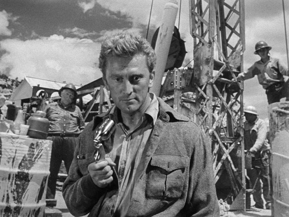 analgesicsleep's tweet photo. This week’s #FilmNoirClub leading men are Kirk Douglas and Robert Arthur
#AceInTheHole #KirkDouglas #RobertArthur #FilmNoir https://t.co/o2wkpkEDmb
