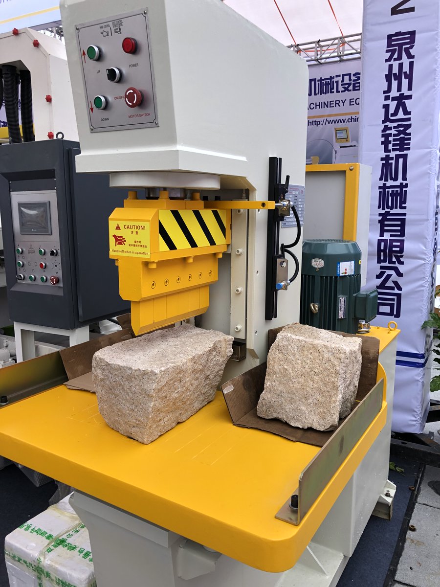 DNayuy's tweet photo. Stone splitting machine for block granite 📷
______________________________________________
📷:Nayuy +86 18065268378
#marble #granite #stone #machine #splitting #naturalstone #stonemachine #block https://t.co/IQKwNjoZAm