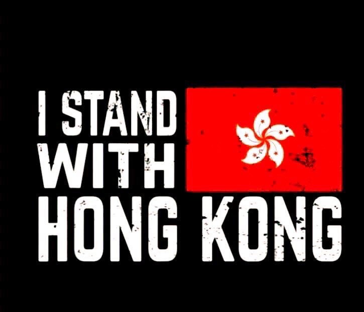そしてその香港の戦場は、抗い続ける方々いる監獄と、公正な機能がない法廷である。

#FightForFreedomStandWithHK 🍎
#SOSHK  #香港を助けて