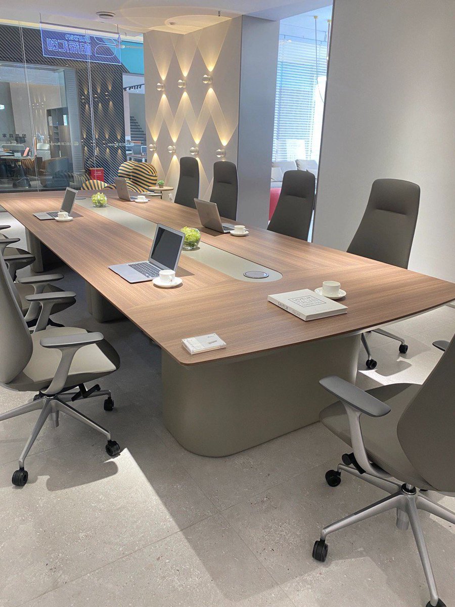 There is a meeting today 💻 It was agreed in advance that this issue would have to be discussed and decided after the meeting.