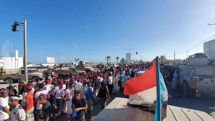 صور استقبال القائد عيدروس الزبيدي في المكلا عاصمة محافظة حضرموت .
#حضرموت_ترحب_بالرئيس_عيدروس 
#حضرموت_جنوبية