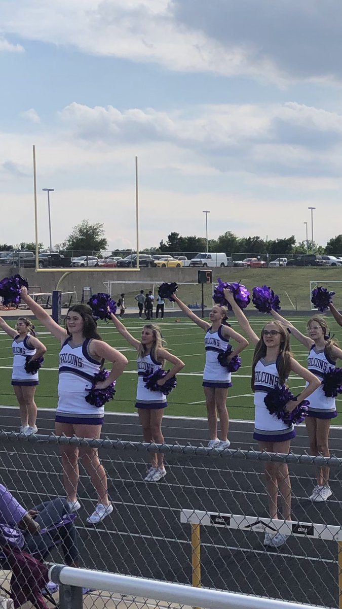 cheryl_newton_'s tweet image. First night to cheer on the Falcon football team.   So much fun! @TC_Cheer_