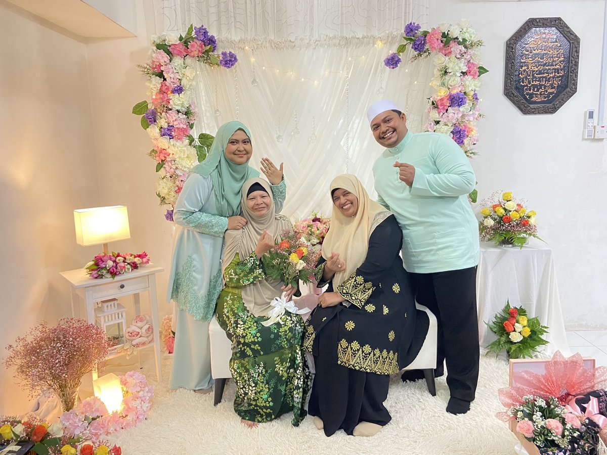 MuhammadAmbia7's tweet photo. Untuk aku menerima sesuatu dalam hidup tanpa cinta tu bukan mudah pada awalnya tapi dia sebagai sahabat pada awalnya telah membuat aku percaya cinta tu wujud lagi dan masih ada kisah untuk diteruskan , aku sangat tidak sangka akhirnya dia yang menjadi pilihan hati #myfiance https://t.co/tb0sfg03AK