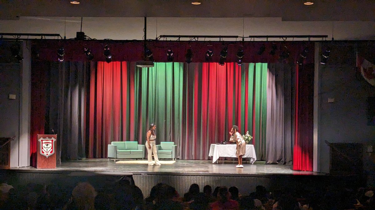 CCSands14's tweet photo. Thread 1/7: Like no other school event I've seen or been part of. An incredible collab of students, staff, #TDSBCCEL grant, @TheHill_WHCI STEM+ prg, and more. Read on.... https://t.co/871fmbmc8a
