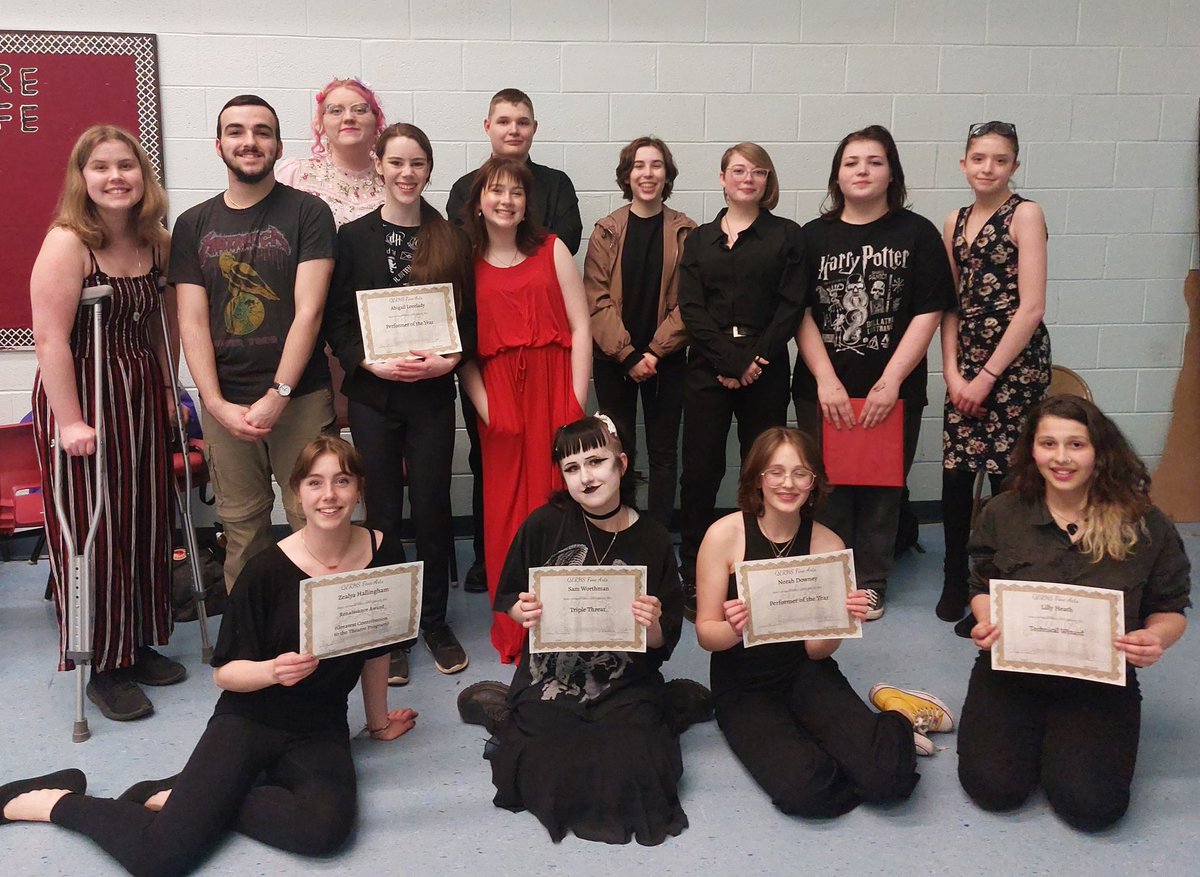 msvnugent's tweet photo. What an amazing group of kids!! I am beyond proud of these stellar artists sharing their talents with the @QEPioneers community this evening. https://t.co/8hzFNA47SX