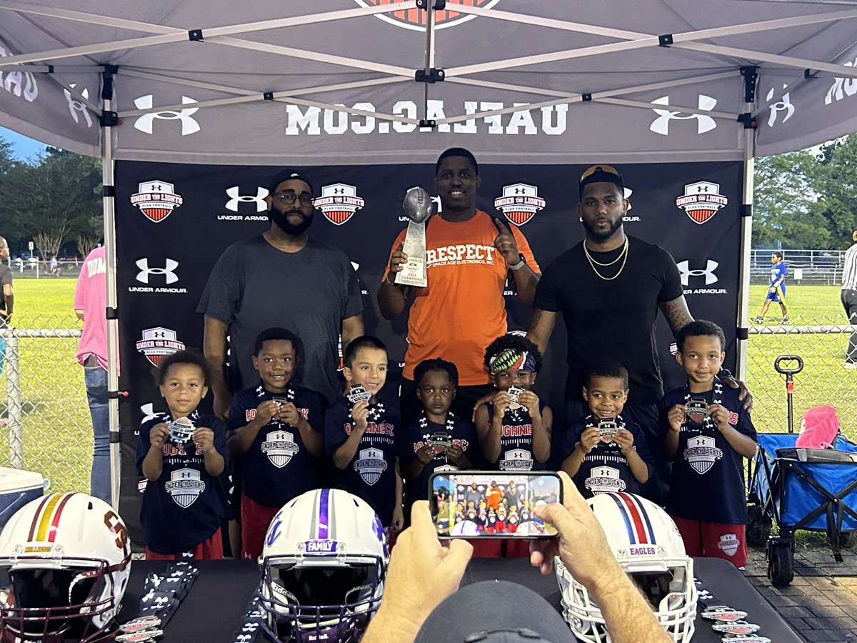 coach_dena3's tweet photo. 1st season champs! https://t.co/nOO2SgSp76