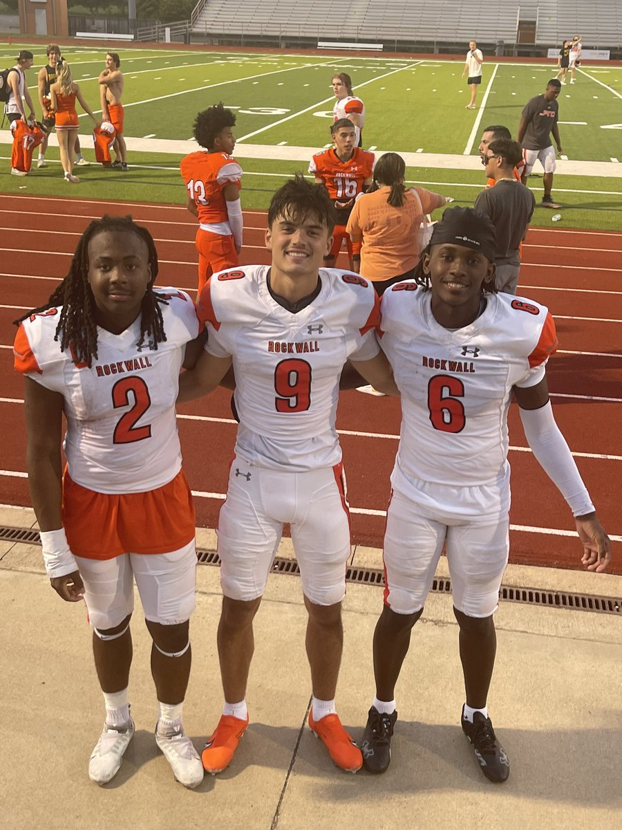 HeltonKai's tweet photo. Preview of next season with the boys 🫶🏼
@rockwalljfndfb 
@CoachBrooks22 
@CoachColvin7 
@LandynLocke 
@AshtenEmory 
@matthewfyoung02 
@CardonaBenji 
@RISDAthletics https://t.co/gRNW1pcQmY