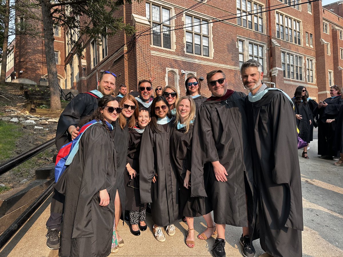 shahspacenow's tweet photo. Congrats #Classof2023! Go West! @GWEnglishDept @GWHilltoppers https://t.co/Of5HH8yKad