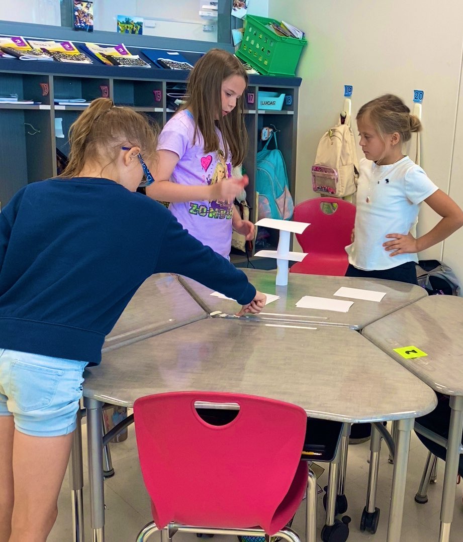 3rdwithMissL's tweet photo. Students were challenged to create an index card tower strong enough to support a beach ball https://t.co/Au5B0MJXNE