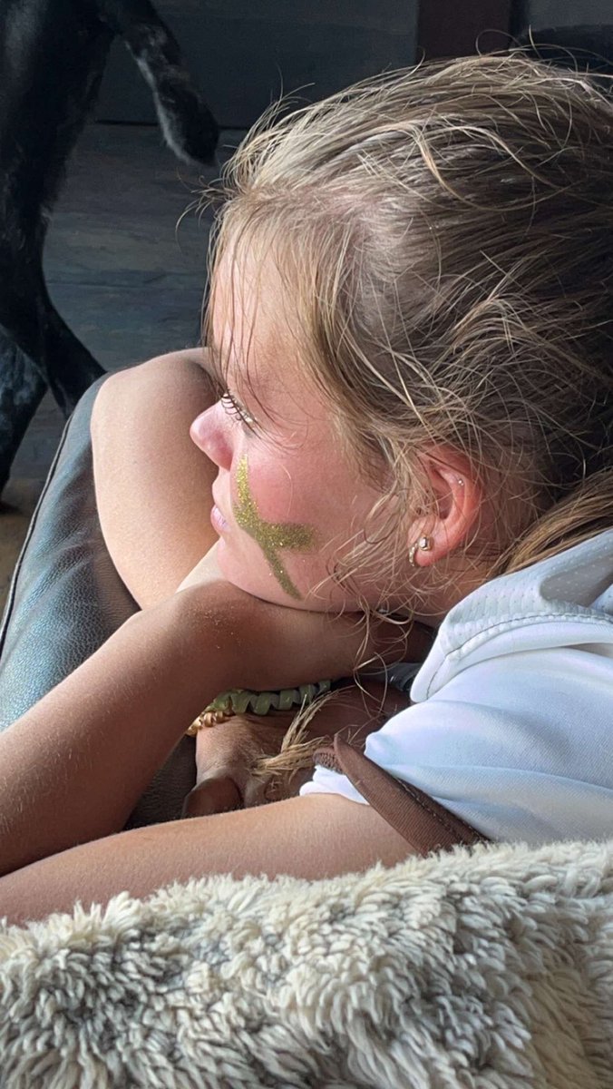 Best morsel of my day? A little girl came up to me at the ballfields and said “you’re Piper’s mom, aren’t you?” YES, yesss, YESsss!!! Proud. #mamabear ⁦<a href="/piperjharris16/">Piper Harris 2025</a>⁩