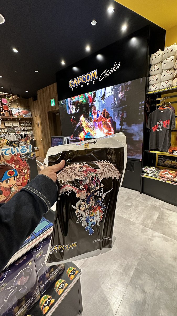 Kouki_NZ's tweet photo. Finally visited Capcom Store in Osaka! #capcom #capcomstore #capcomjapan https://t.co/I75N7lvXMj