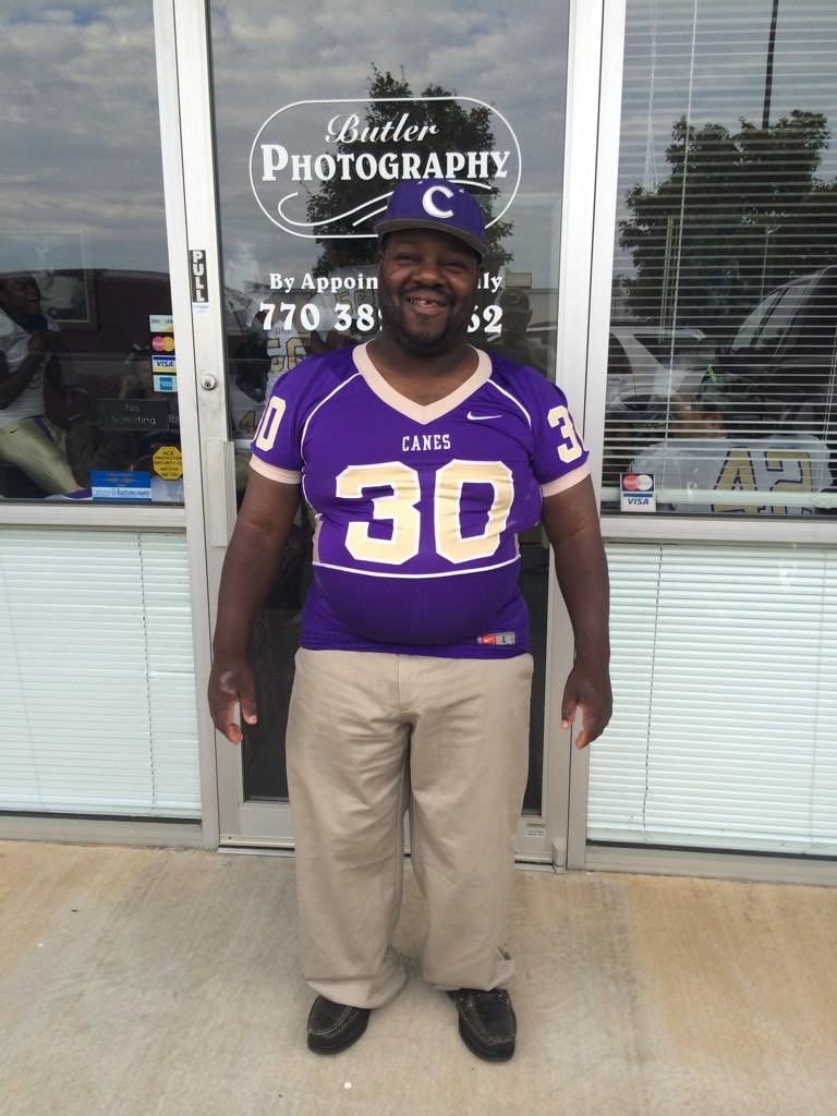 CHSHurricaneFB's tweet photo. Happy Birthday to the heartbeat of Cartersville, @edgarmoore1969 @Edgarmoore19691 @EdgarMoore2. We hope it was an awesome day. We love you, E! #IfYouLoveItSayCanes #GreatToBeInTheVille https://t.co/zQVbw6FSwp