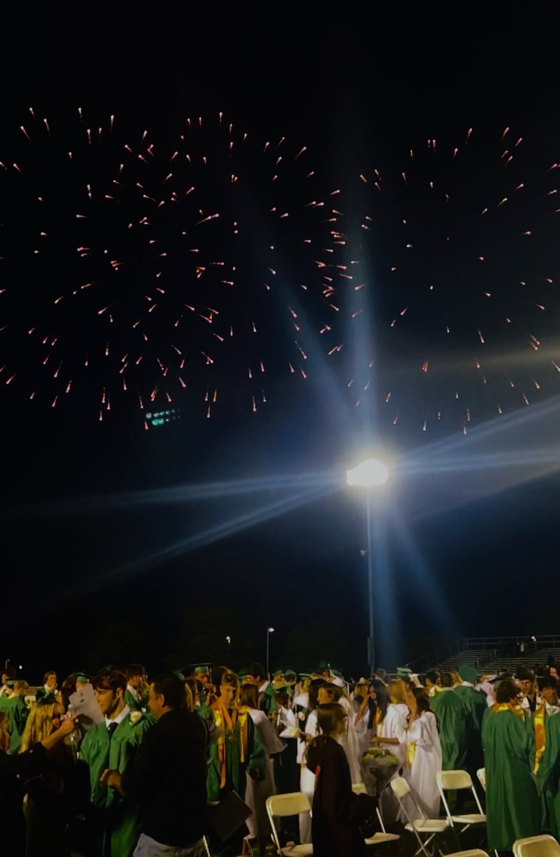 Congratulations to the Aurora High School Class of 2023! Go Greenmen! #UnitedGreenmen @Greenmensteward @DrPMilcetich @AHS_SeanBaker @TTaylorAHS @GreenmenGO @auroraathletics @ahsallsports @HarmonHighPTO @GreenmenFB