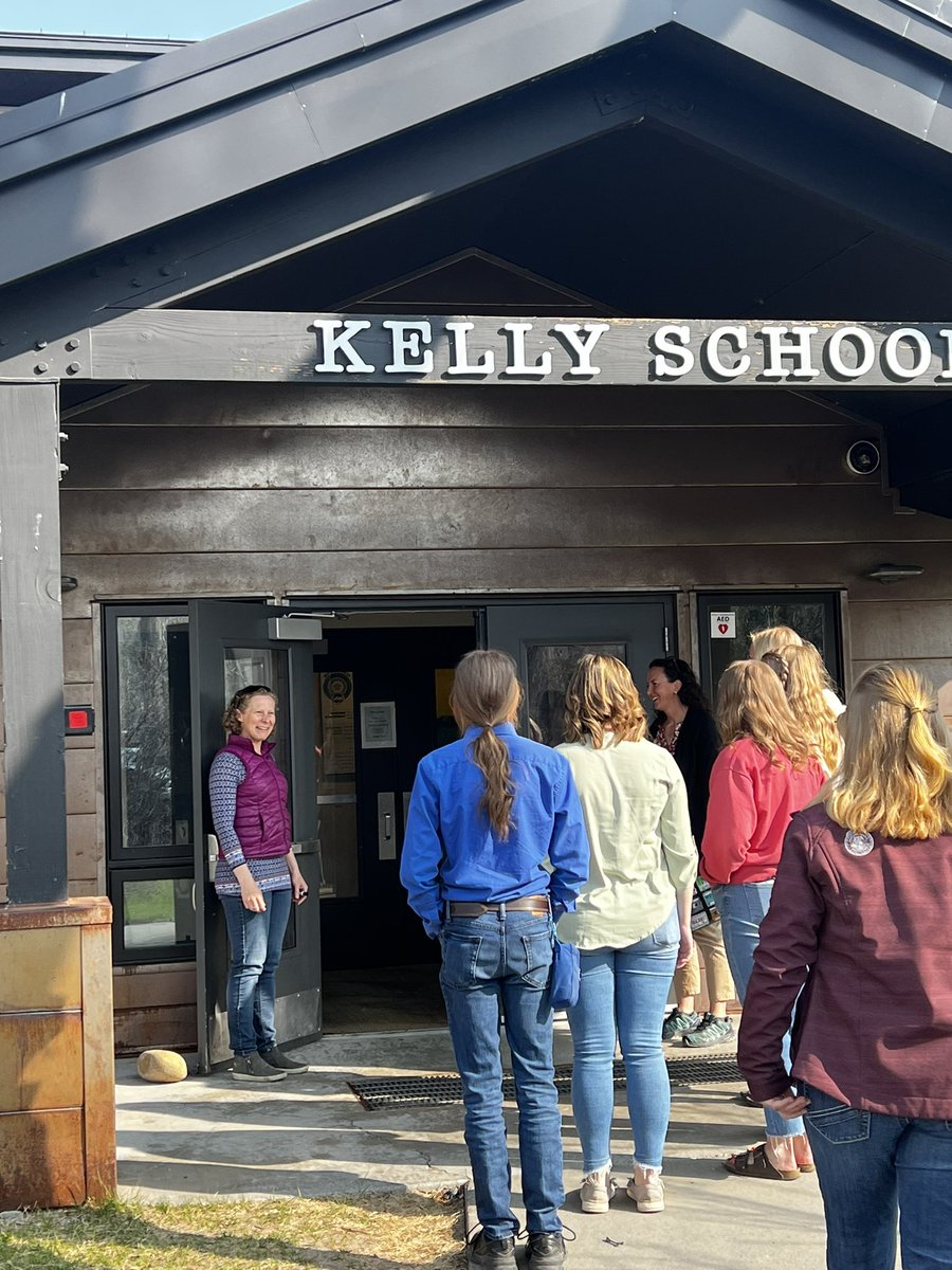 Blueyesalim's tweet photo. “Today has been amazing. Small schools are can focus on students and allow teachers to be teachers” (Holly, RTC Member). Today the UW Rural Teacher Corps visited 3 rural, small schools in WY and ID - each unique and centered on learning in community #ruralexcellence @UWyoCoED https://t.co/NNnICfHG9h
