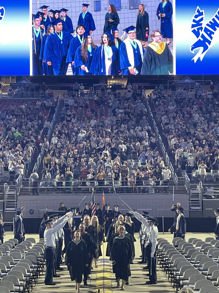 DrFinchDVUSD's tweet photo. The Deer Valley HS #graduation2023 @DVHSSkyhawks @DVUSD went super! https://t.co/COkk1UpoZ6