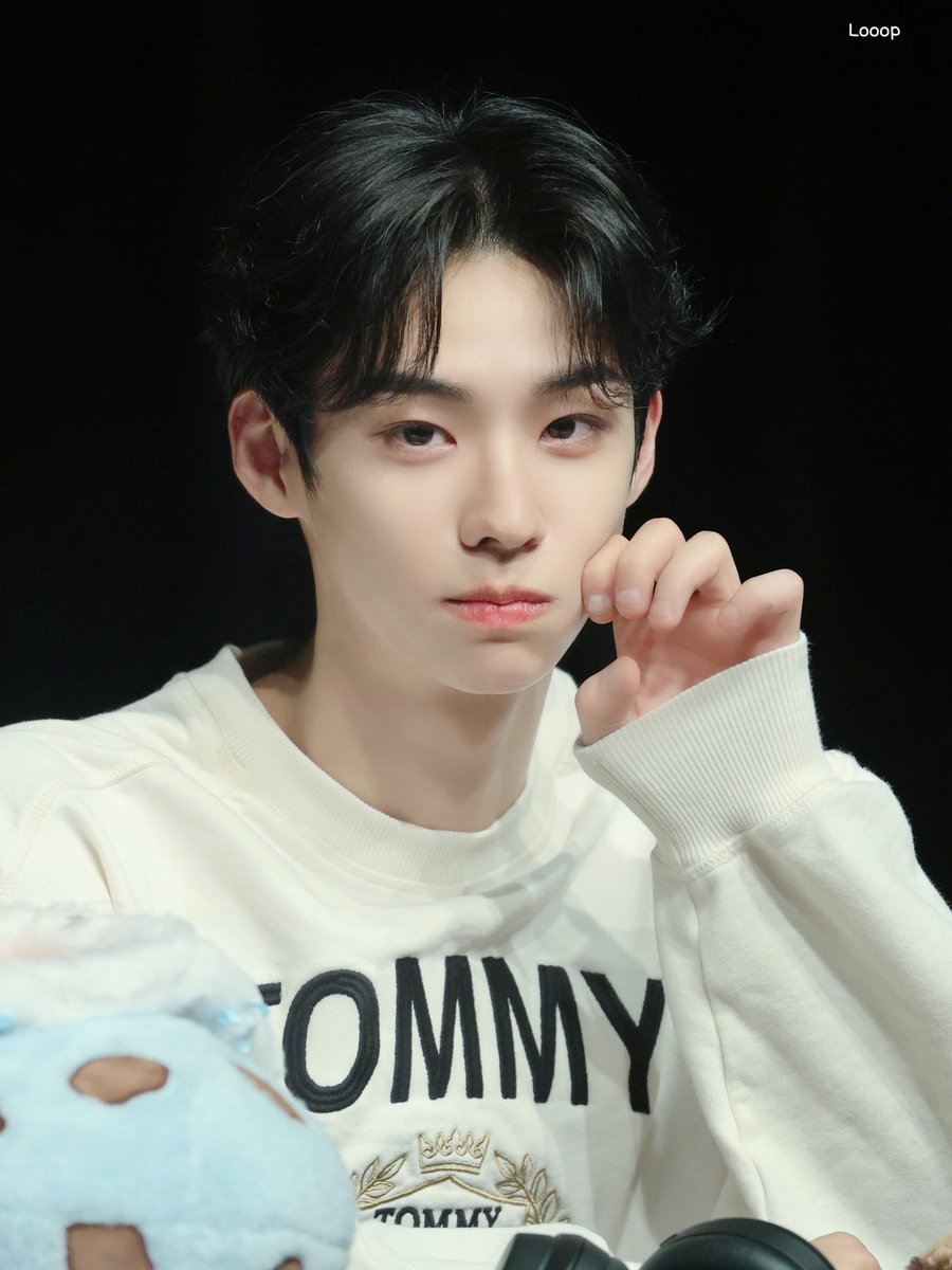 Looop423's tweet image. 2305180후즈팬 화랑니🦊
#화랑 #송재원 #템페스트 #HWARANG #TEMPEST