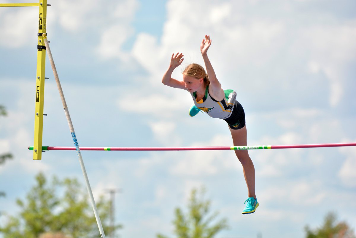 derekwwiley's tweet photo. Enjoyed hanging out at pole vault today. 

Congratulations to Emily Steinlage (Basehor), Emma Thompson (Leavenworth), Tyrone Butler (Lansing), Reed Lynn (Basehor) and Zacharie Balma (Lansing) for all qualifying for state. 

@blhsathletics @LansingTrack #kspreps https://t.co/blej42pHEh