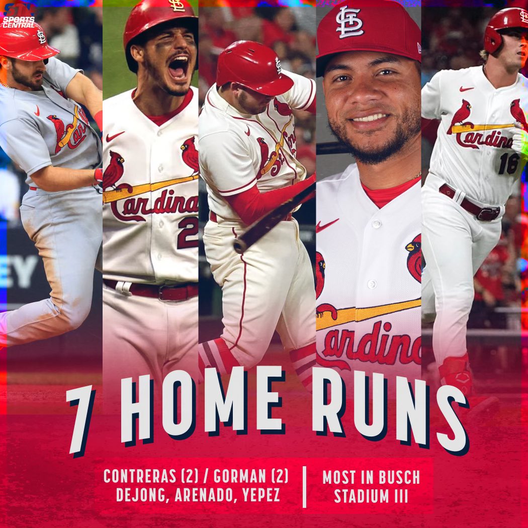 It was a record-setting night for the #STLCards 🙌