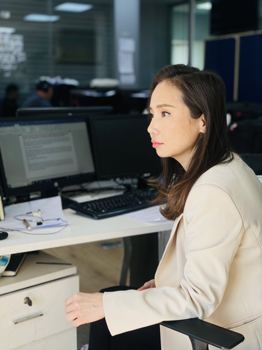 Тэгээс тэг нэвтрүүлэгээрээ БЗС-ийн зээлдэгчдийн мэдээллийг нэрсийг ил тод нээлттэй гаргуулсан юм. Энэ асуудал нийгмийн хэлэлцүүлэг болж ,ард түмний хүүхдүүдэд боломж нээлттэй байх тогтолцооны суурийг тавьж байгаад баяртай байна.Одоо өрөө төлүүлж авмаар...