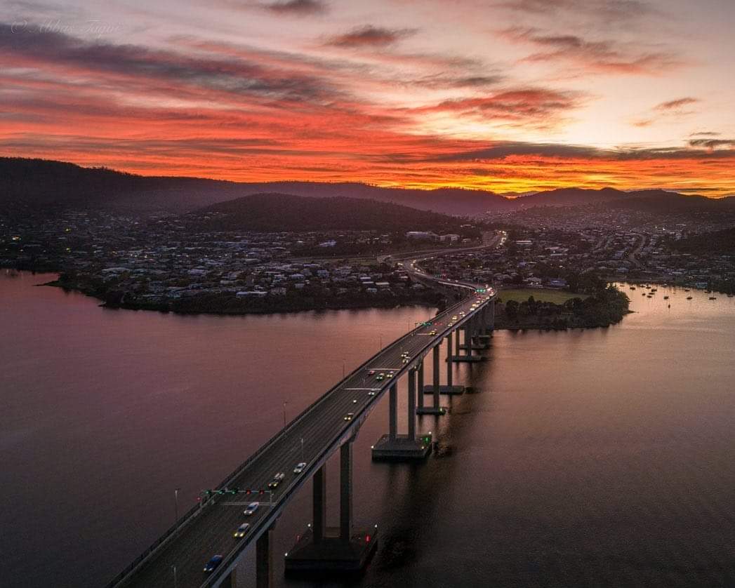 A pretty special sunrise over the Tasman Bridge and Hobart's Eastern Shore 🌅 pic: instagram.com/abbastaqvi