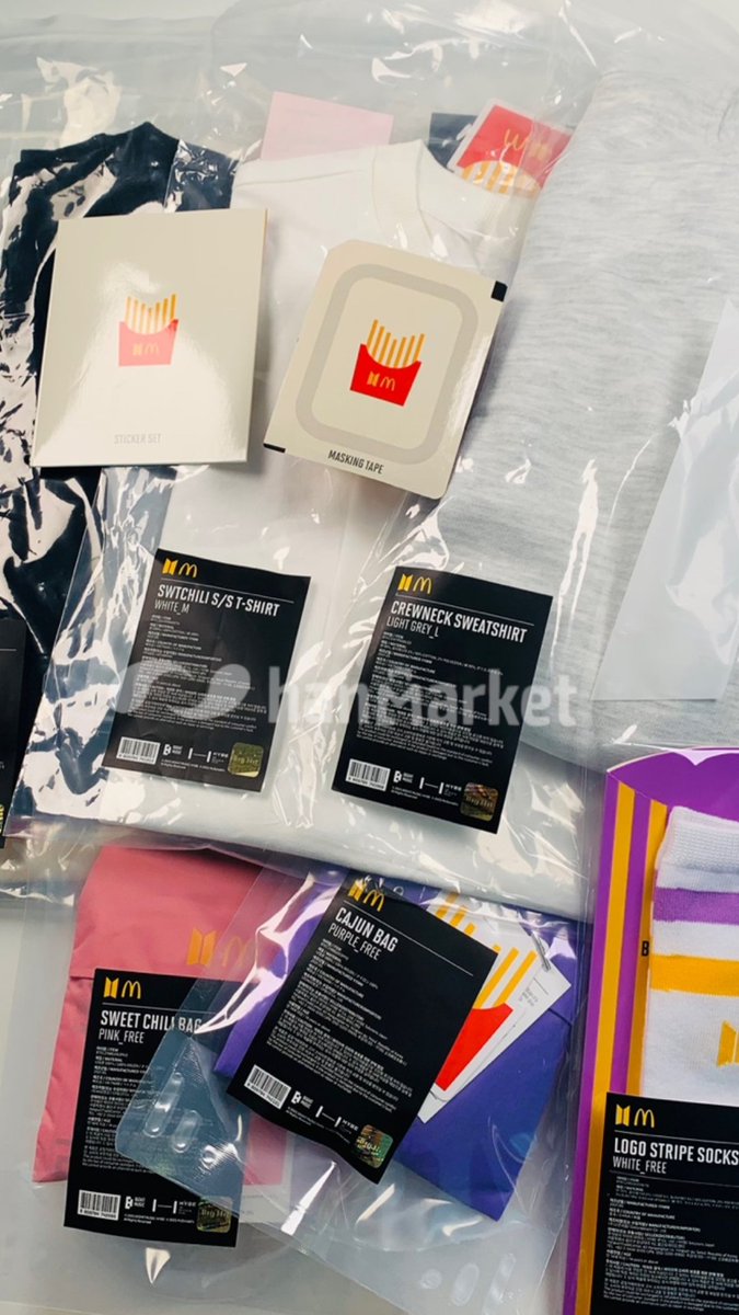 Hanpasspurchase's tweet photo. [ PASABUY &amp; KRCONSOL]
We also offer Offline Services!
 We buy for you and ship.

✅ Trusted &amp; Reliable 
✅ Photo &amp; Tracking updates 
✅ Receive order to KR updates
✅ Trackable box 
✅ Update actual status upto delivery to destination
#kpopph #proxybuyingservice #krconsol https://t.co/0ADNArNePK