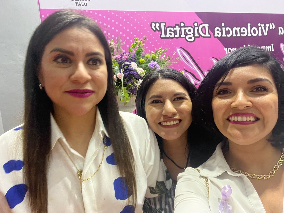 azurnov's tweet photo. “La violencia digital es una extensión de la violencia sistémica que se vive, que daña nuestra intimidad y nuestra seguridad “( Olimpia Melo ) 
La @UJAT tuvo una invitada que inspira, con la conferencia #violenciadigital  impartida por @OlimpiaCMujer 
#leyolimpiatabasco https://t.co/NUcQwP9dgP