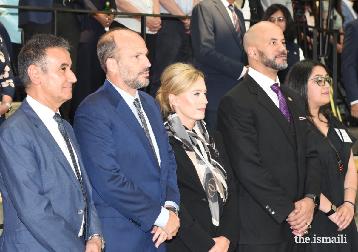 TheIsmaili's tweet photo. Today, Prince Hussain and Princess Fareen arrived at an event hosted by the University of Calgary for the first in a series of events in Calgary and Toronto, commemorating the Canadian debut of Prince Hussain’s photography exhibition, "The Living Sea – Fragile Beauty." https://t.co/FTbVTtYx5z