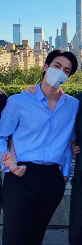 BTSWorld_1307's tweet photo. SITUACIÓN ACTUAL DE SJ EN EL SM

MEDIO COREANO:  Un ejecutivo de la 28.ª División salió de su lugar de trabajo sin permiso durante el horario laboral y visitó el Centro de Entrenamiento de Reclutas de la 5.ª División para vacunar a Jin del BTS, lo que generó controversia. https://t.co/IoYoegLEPy