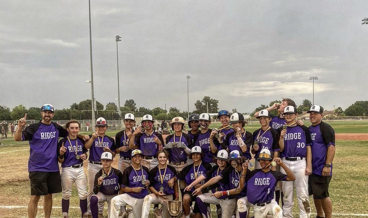 Coach_Ponce's tweet photo. Congratulations to Coach Schafer, Coach White and both the 7th and 8th grade teams on winning the league championship today! Future is bright! For the 8th graders, enjoy it and get ready to gear up for high school summer ball in a couple weeks! #RidgeCommunity https://t.co/0QIcmSxB7o