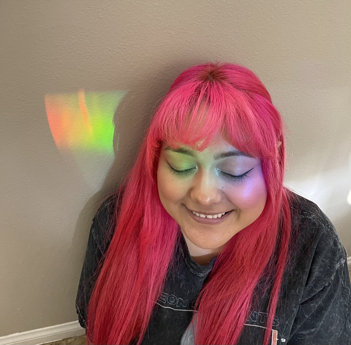 starsizzle's tweet photo. Started a new series in our house called aurora borealis where i take photos of my loved ones with the rainbows casted from all the sun catchers around. I’m obsessed so far 😍 https://t.co/2uid2zQ5RR