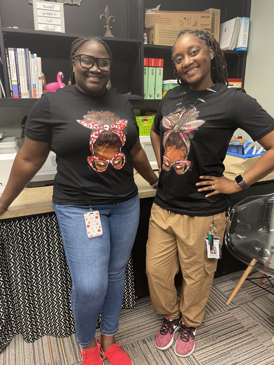 tkstramb's tweet photo. Me and @CraftyBell23 doing what we do BEST…..#divine9 #AKAeducator  #DSTeducator https://t.co/Yavc6XBoOj