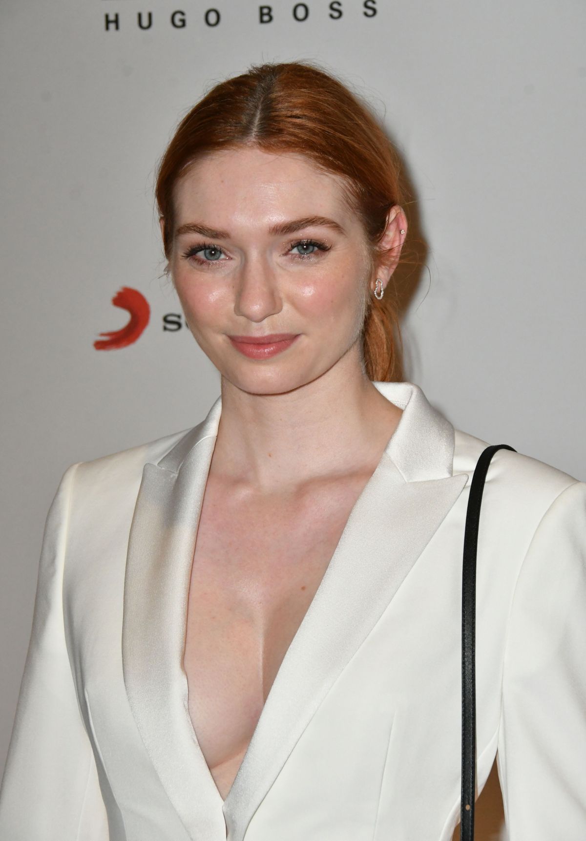 Happy Birthday to the lovely Eleanor Tomlinson!! 