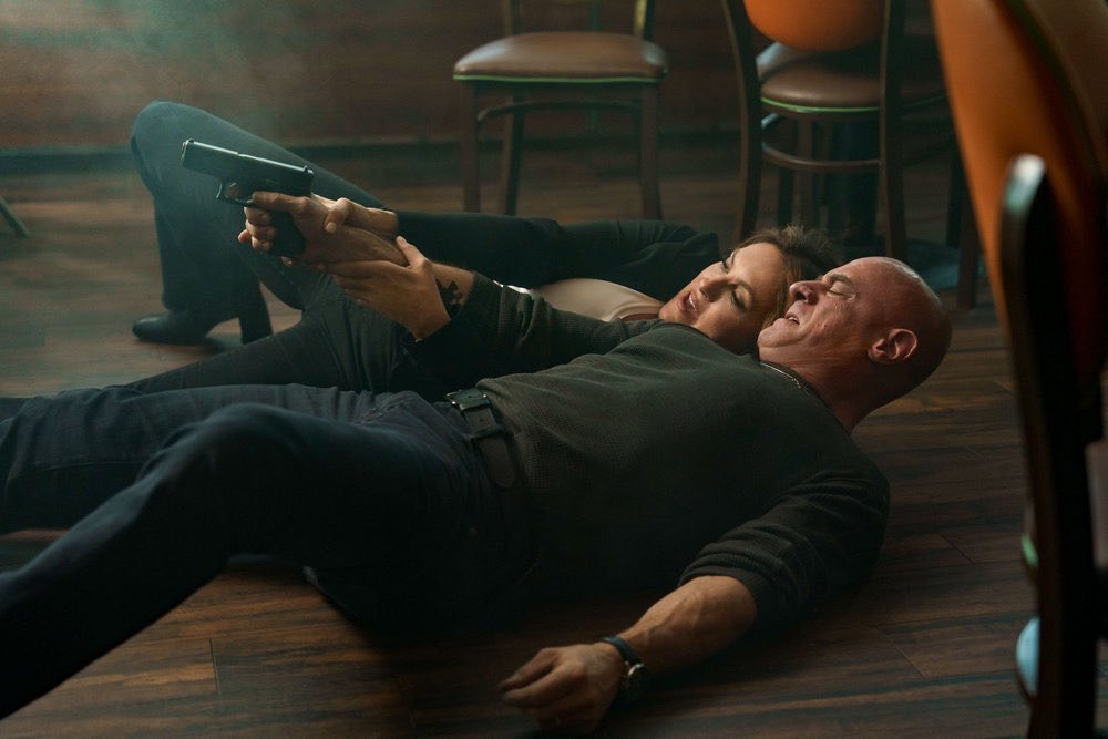 this was a sex scene to me everyone else stay safe though