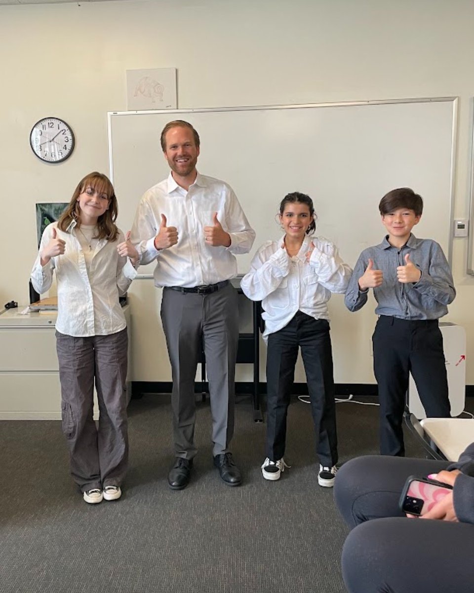 weareocsa's tweet photo. It's Dress Like Your Teacher Thursday on the OCSA campus, and the students NAILED IT! There were some great doppelgängers, and everyone enjoyed the band on 10th Street at lunch. https://t.co/1Fh2GSgeB1